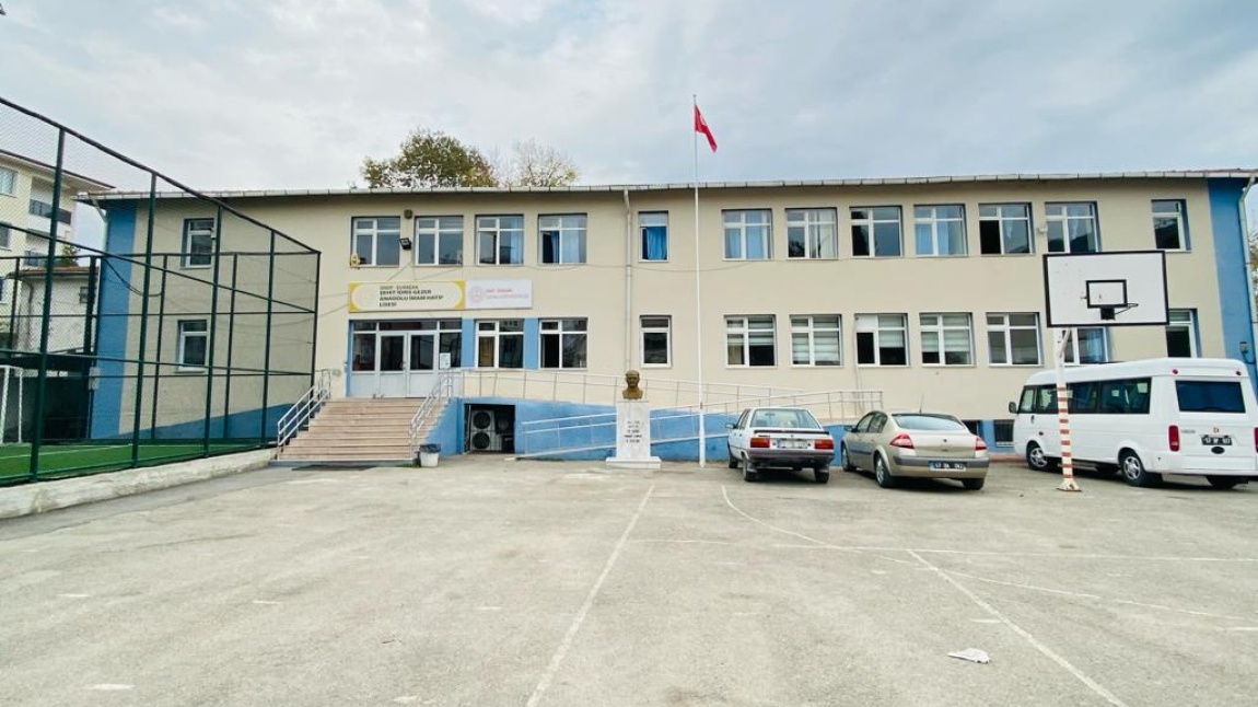Şehit İdris Gezer Anadolu İmam Hatip Lisesi Fotoğrafı